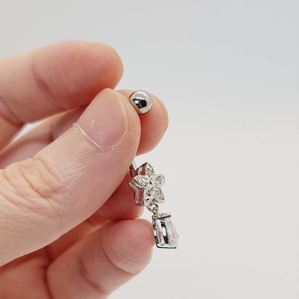 New Sterling Silver CZ Belly Button Navel Ring - Picture 4 of 4